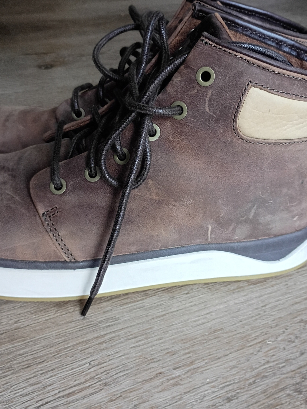 OluKai Brown Leather Chukka Boots with Cream Accent